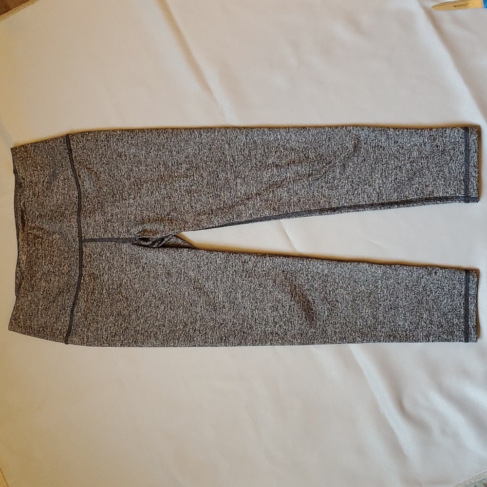 Victoria Secret VSX Sports Grey Leggings  Size Xsmall